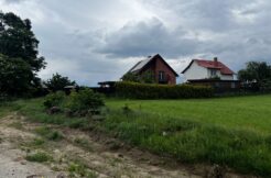 Działka położona w otulinie pól i lasów w miejscowości Dąbrówka gm.Luzino