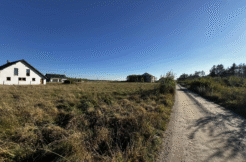 Teren pod zabudowę usługową oraz obiekty produkcyjne w Dąbrówce gm.Luzino