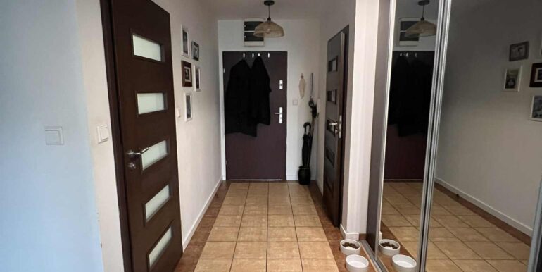 1d040cdb-9ca1-4efb-81be-f95c3b51ea5f