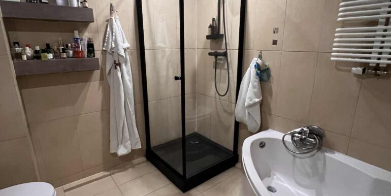 483ff7c1-b807-458d-95a6-c93bfd7228b1