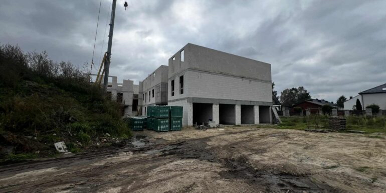 8998a3fa-d941-4253-8d7b-a5d6a7432fc6