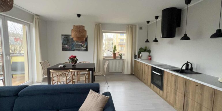 8fd79a31-74ce-4cbd-894f-974df8c8f0ba