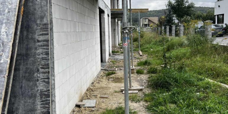 aec31cc0-4e83-48a1-af4d-0a8a0e907843