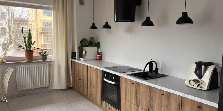 af394655-08ff-427c-92c0-8747fcb8d513