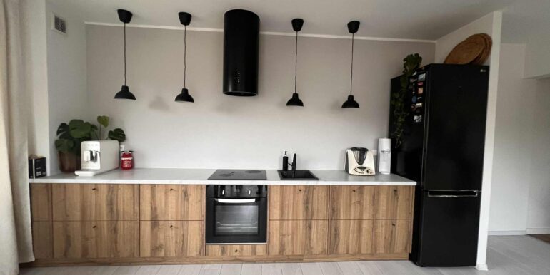 f0e12c49-7d8b-4e84-a54c-ff24f0c17460