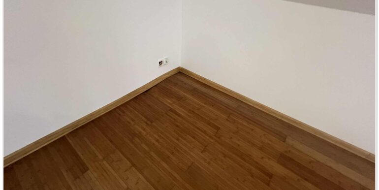 9fec4304-df67-4ab6-8ab5-a3a622267c1e