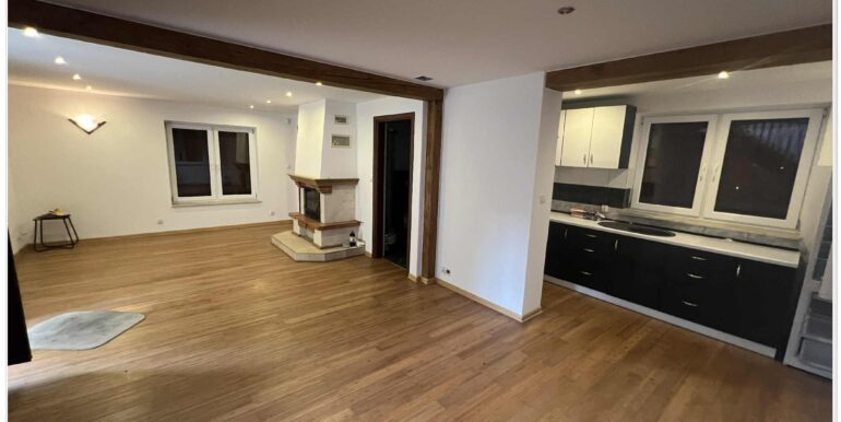 b6f67899-262b-4258-8dfa-e1aca04db57f