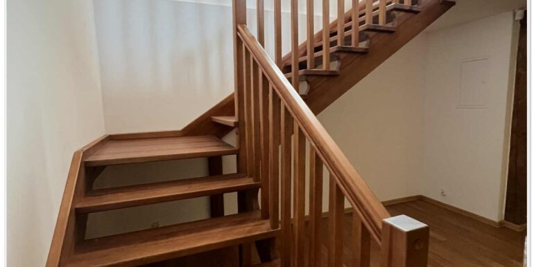 c09a13ae-9647-472c-84e7-b643171b7cb3