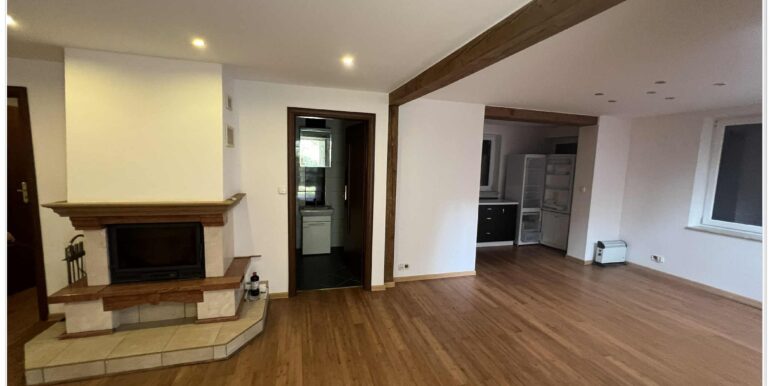 ff36886e-fd7a-4594-ac56-eb21824cb3d8