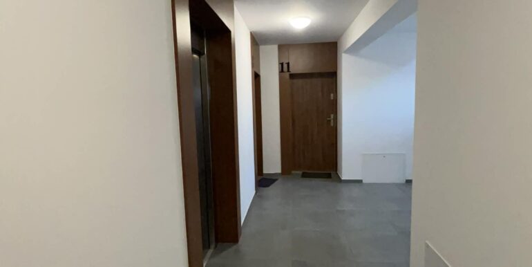 7c21983b-e6e4-4649-a3d7-3dfb0839e11c