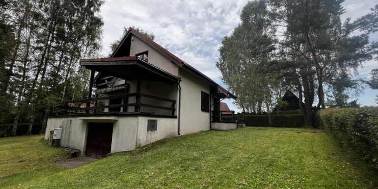 89fa33eb-1f84-466c-825a-518ca9cc2230